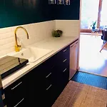 Modern Apt, Swimming Pools, Wellness & Tennis דירה לאקס