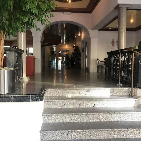 Apartamento Modern Apt, Swimming Pools, Wellness & Tennis