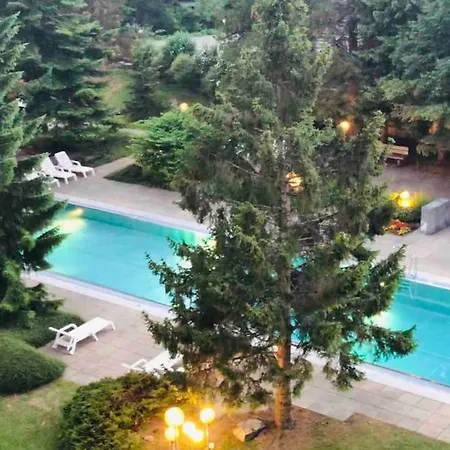 Modern Apt, Swimming Pools, Wellness & Tennis *