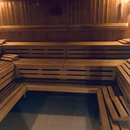 Modern Apt, Swimming Pools, Wellness & Tennis
