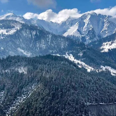 Modern Apt, Swimming Pools, Wellness & Tennis *