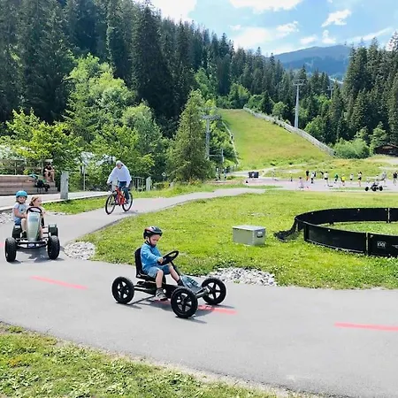 Modern Apt, Swimming Pools, Wellness & Tennis * Laax