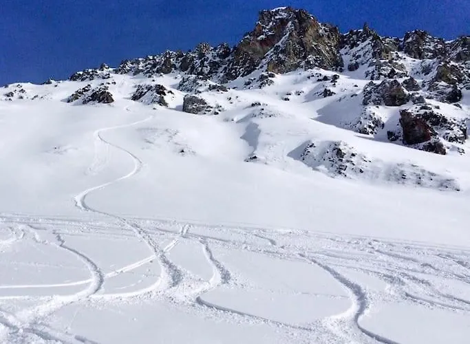 Апартаменты Modern Apt, Swimming Pools, Wellness & Tennis