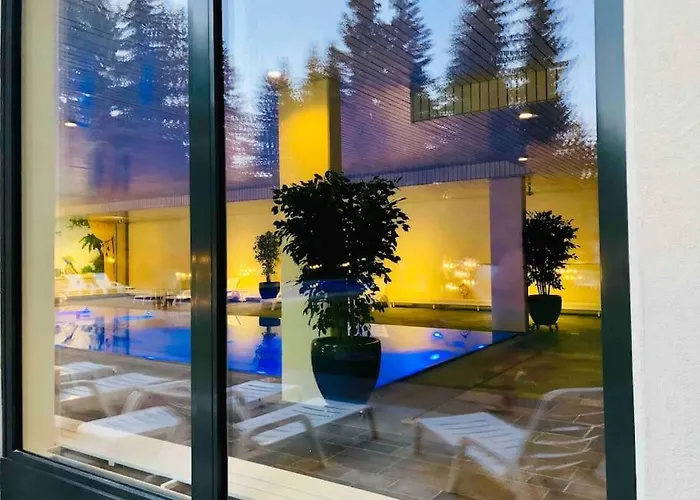 Modern Apt, Swimming Pools, Wellness & Tennis Лакс