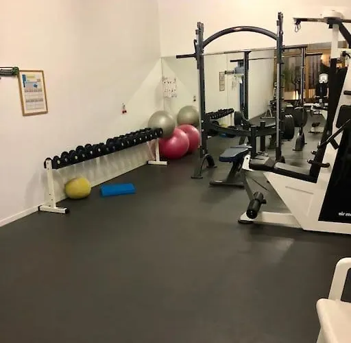 Modern Apt, Swimming Pools, Wellness & Tennis Апартаменты *