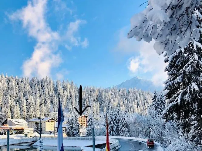 Modern Apt, Swimming Pools, Wellness & Tennis