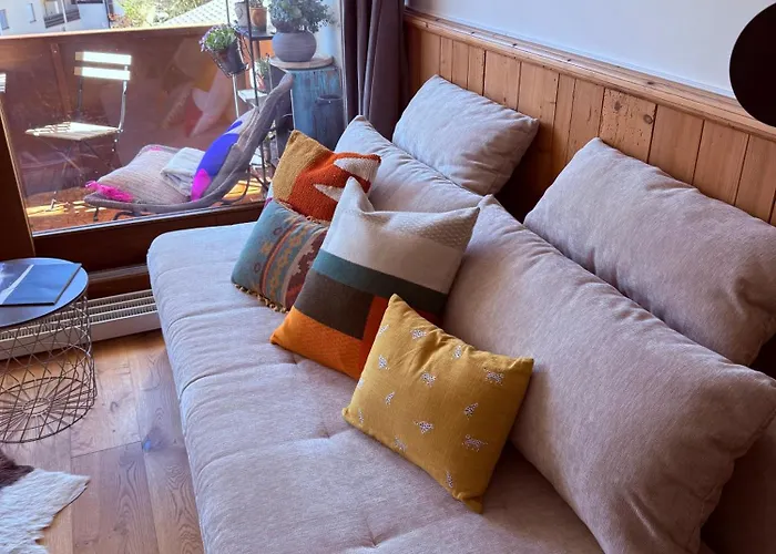 Modern Apt, Swimming Pools, Wellness & Tennis