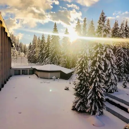 Modern Apt, Swimming Pools, Wellness & Tennis Appartamento