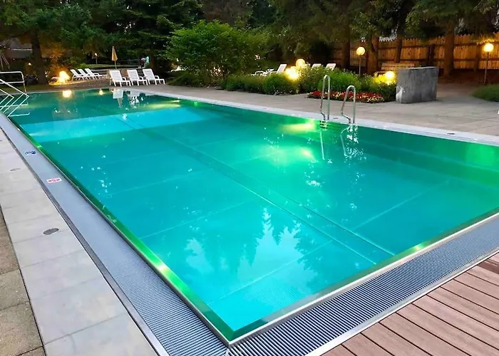 Modern Apt, Swimming Pools, Wellness & Tennis * Laax